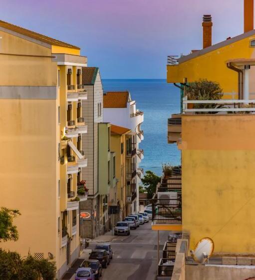 اتاق استاندارد با تخت بزرگ, Alghero Roof Garden