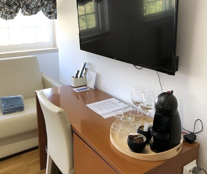 سوییت, Estoril Luxury Suites & Spa