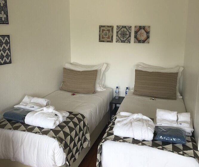 سوییت خانوادگی, Estoril Luxury Suites & Spa