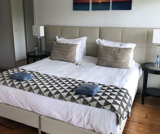 سوییت خانوادگی, Estoril Luxury Suites & Spa