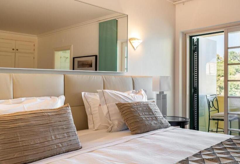 سوییت, Estoril Luxury Suites & Spa