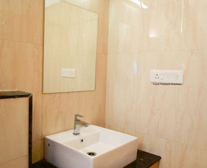 اتاق استاندارد با بالکن, Grand Padappai Residency   Gpr