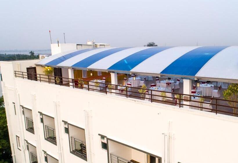 اتاق لوکس با بالکن, Grand Padappai Residency   Gpr