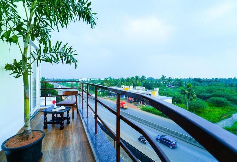 اتاق لوکس با بالکن, Grand Padappai Residency   Gpr
