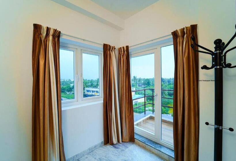 اتاق لوکس با بالکن, Grand Padappai Residency   Gpr