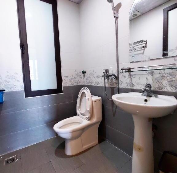 اتاق استاندارد با چشم‌انداز کوهستان, Hong Hao Hostel And Motorbikes