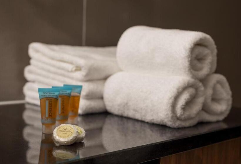 اتاق استاندارد چهار تخته, Deluxe & Executive Spa By Rafaelo