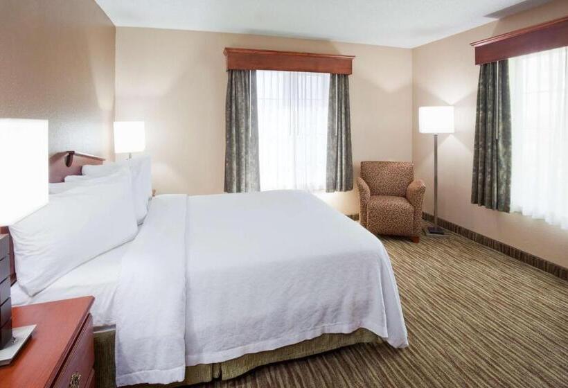 Standard Quadruple Room, Grandstay Residential Suites Hotel   Eau Claire