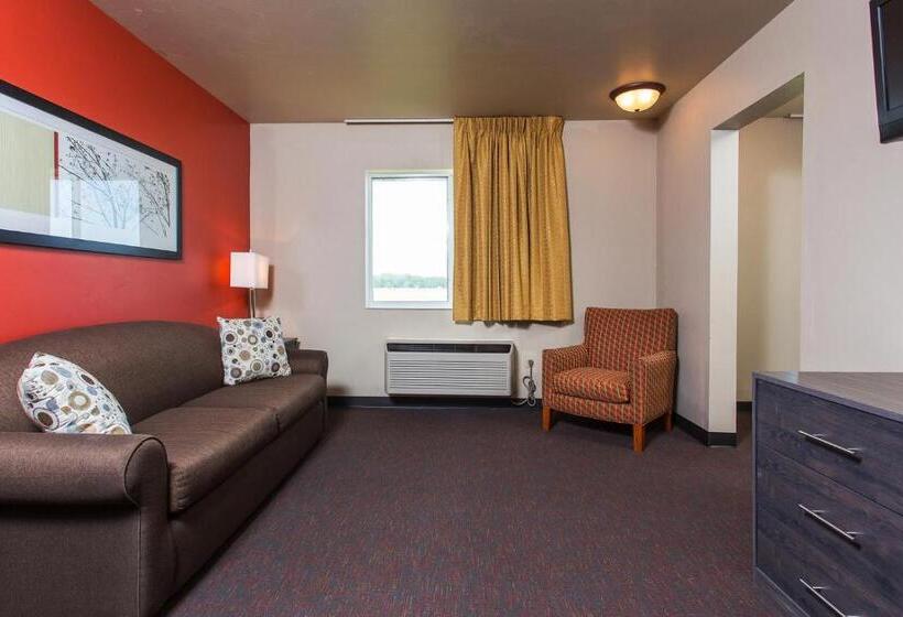 2 Bedroom Suite, J Green Bay