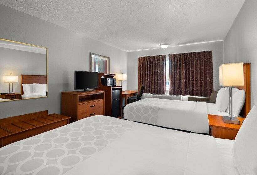 اتاق استاندارد با 2 تخت دوبل, Magnuson Hotel Detroit Metro Airport
