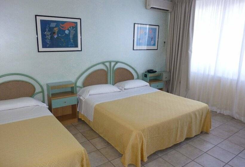 اتاق استاندارد سه نفره, Mediterraneo Palace