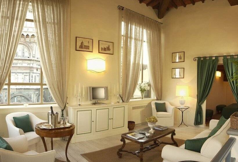 سوییت لوکس, Palazzo Niccolini Al Duomo Residenza D Epoca