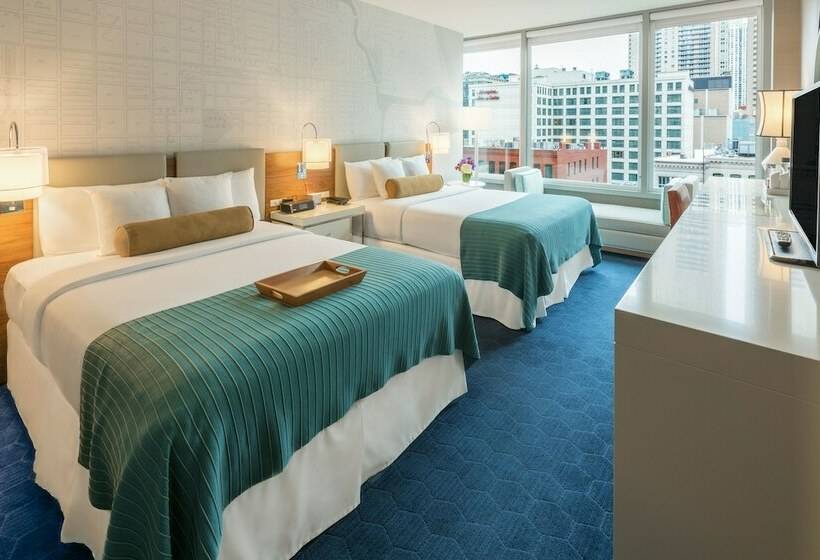 Deluxe Room, Kinzie