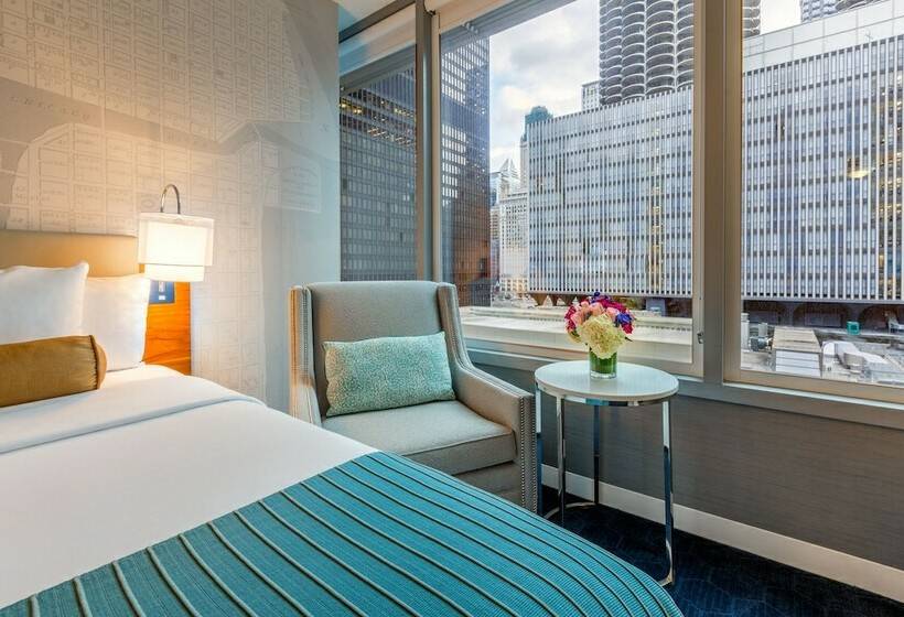 Deluxe Room City View, Kinzie