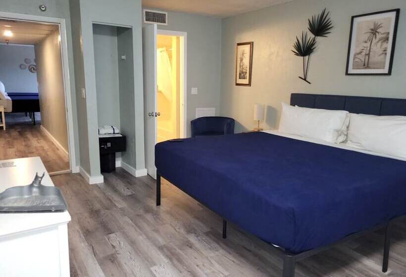سوئیت خانواده 2 خوابه, Beachside Hotel   Daytona Beach   No Pool