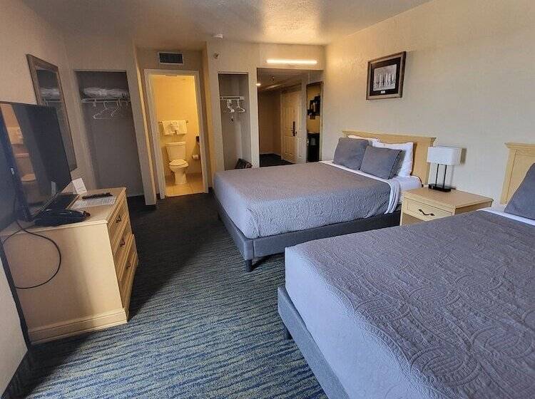 سوئیت خانواده 2 خوابه, Beachside Hotel   Daytona Beach   No Pool