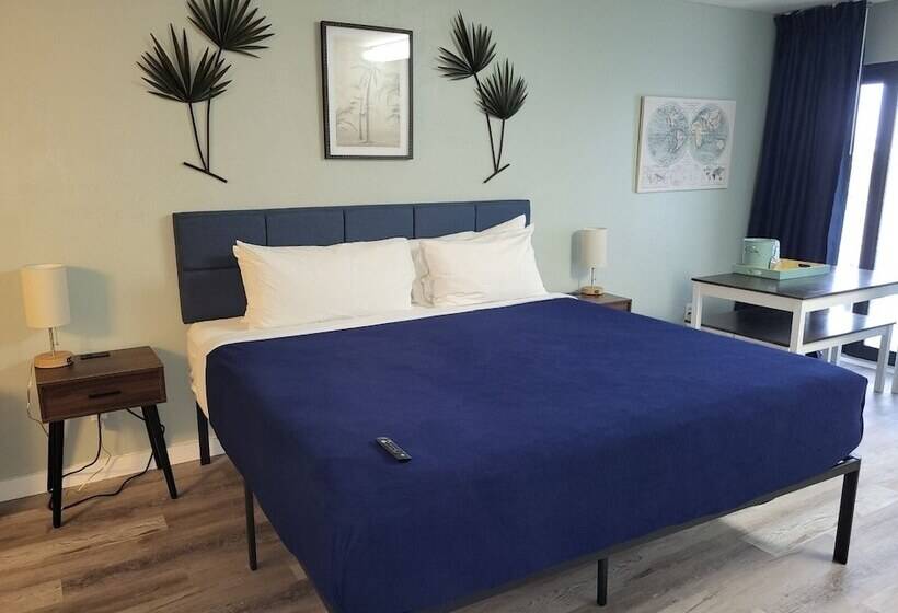 سوئیت خانواده 2 خوابه, Beachside Hotel   Daytona Beach   No Pool
