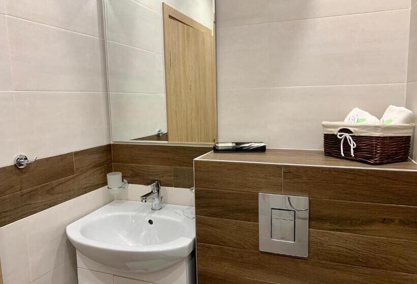استودیو استاندارد با تراس, Gardenia Apartments