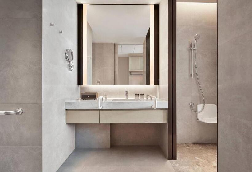 اتاق دلوکس با تخت کینگ و چشم‌انداز شهر, Courtyard By Marriott Qinhuangdao West