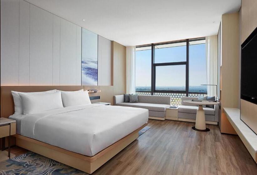 اتاق دلوکس با تخت کینگ و چشم‌انداز شهر, Courtyard By Marriott Qinhuangdao West
