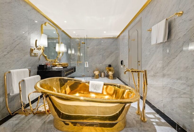 Premium Room Lake View, Dolce By Wyndham Hanoi Golden Lake