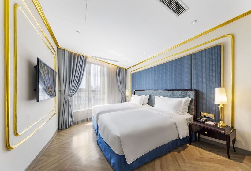 Penthouse Room, Dolce By Wyndham Hanoi Golden Lake