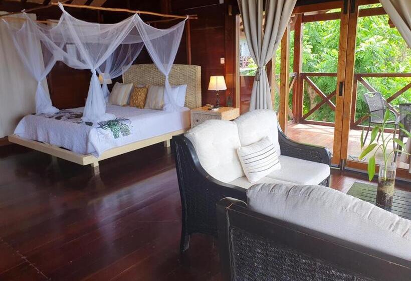 سوییت خانوادگی, Green Fig Resort & Spa