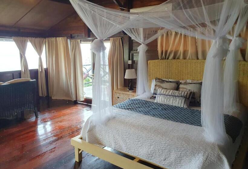 اتاق استاندارد چهارنفره با بالکن, Green Fig Resort & Spa