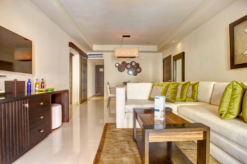 اتاق سوپریور با تخت بزرگ, Holiday Inn & Suites Al Jubail