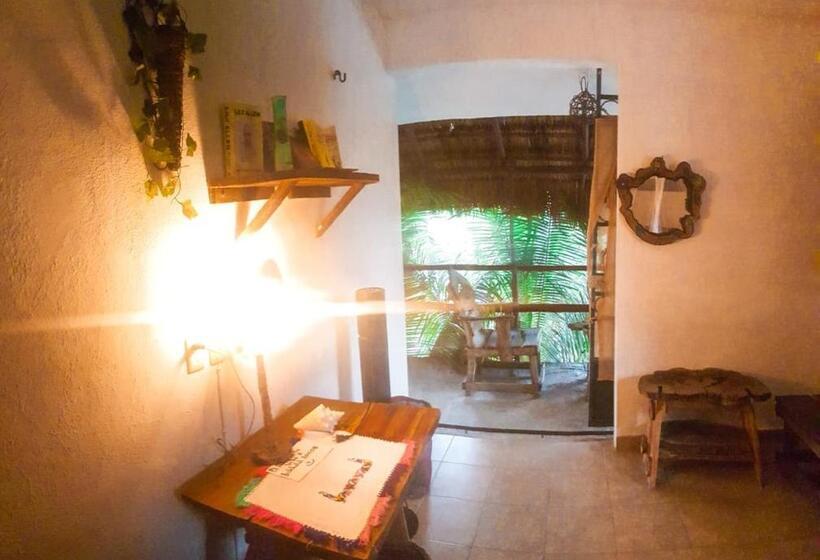 חדר סטנדרט, Near Lake Hostal