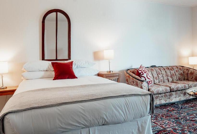 اتاق لوکس, The Kent Motel