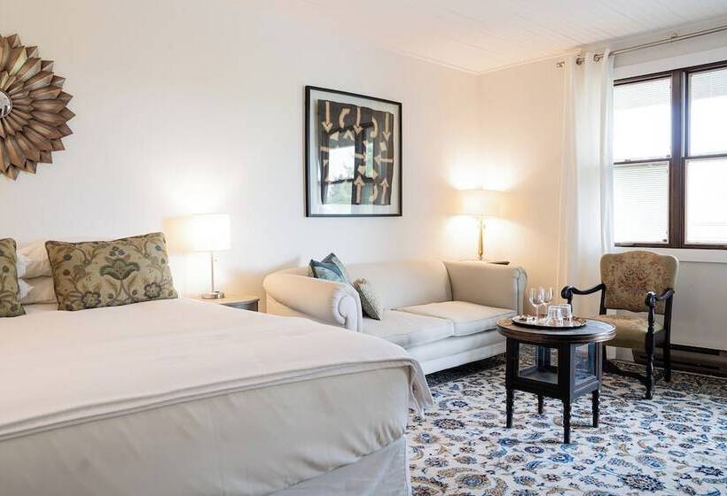 اتاق لوکس, The Kent Motel