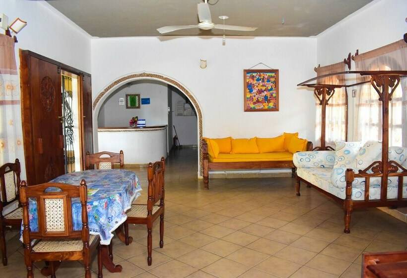اتاق استاندارد, Joysvilla Family Holiday Home