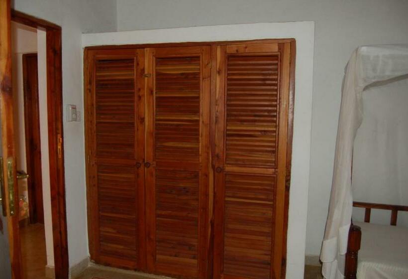 اتاق استاندارد, Joysvilla Family Holiday Home