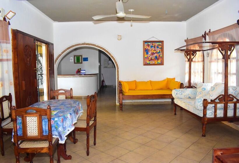 اتاق استاندارد, Joysvilla Family Holiday Home