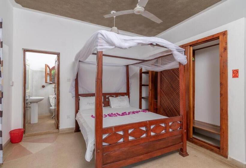 اتاق استاندارد, Joysvilla Family Holiday Home