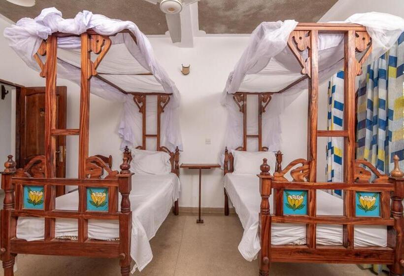 اتاق استاندارد, Joysvilla Family Holiday Home