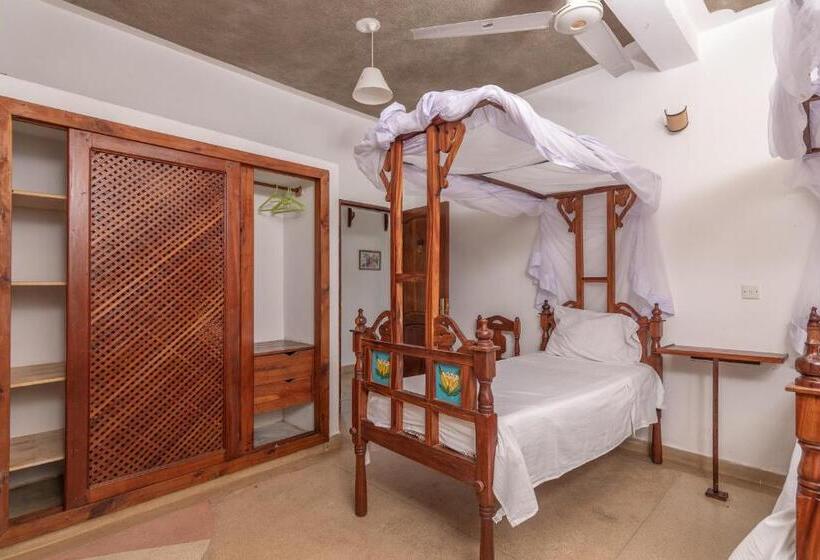 اتاق استاندارد, Joysvilla Family Holiday Home