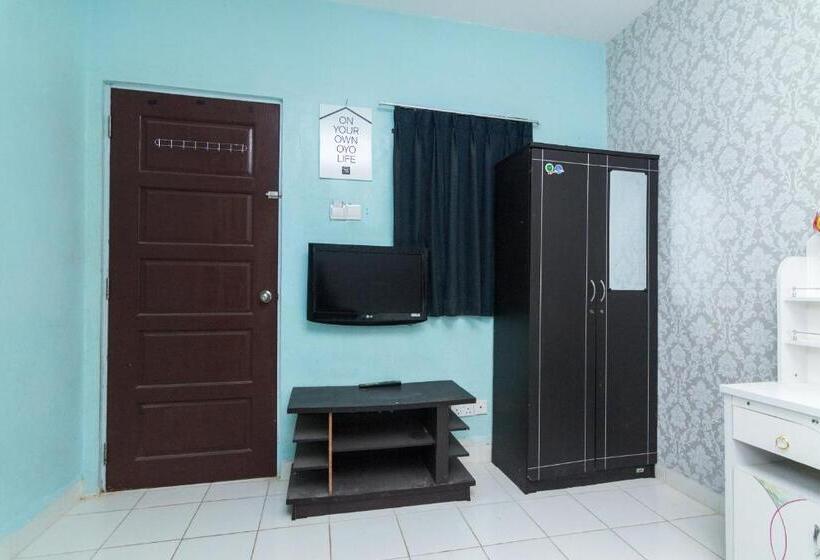 اتاق لوکس, Oyo Life 2466 Galaxy Kost