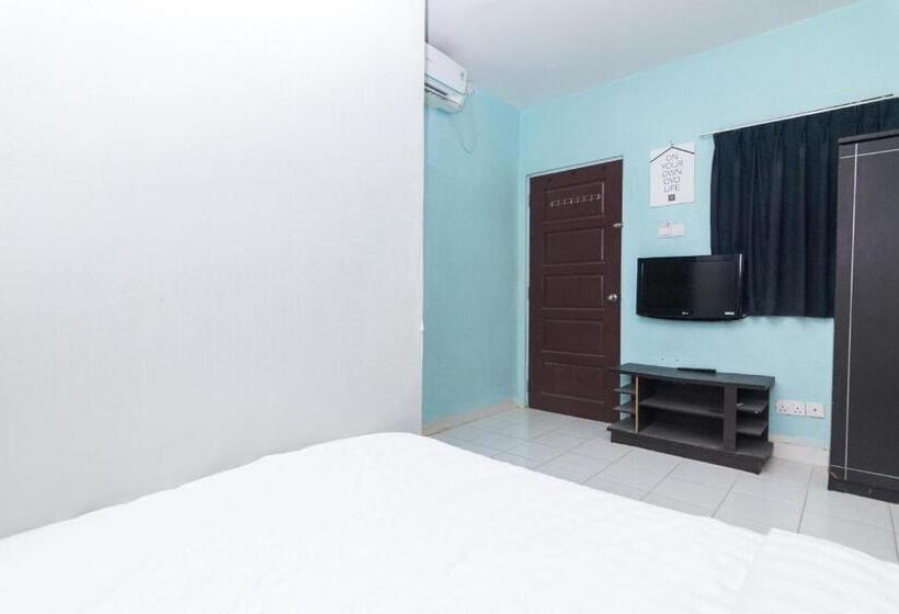 اتاق لوکس, Oyo Life 2466 Galaxy Kost
