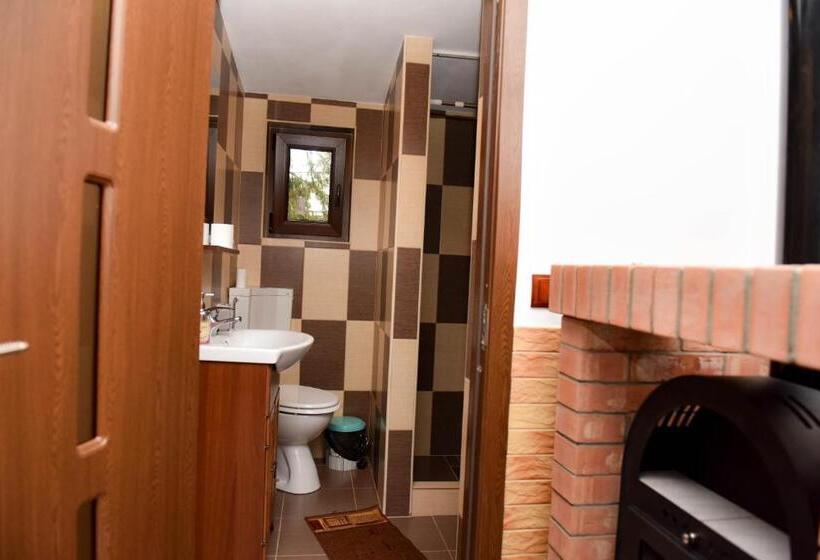 اتاق استاندارد با چشم‌انداز دریاچه, Casa Edy