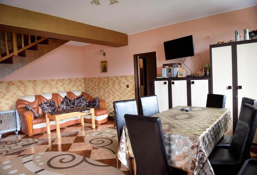 خانه 3 خوابه, Casa Edy
