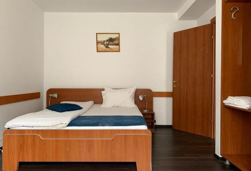 2 Bedroom Suite with Balcony, Vila Briana
