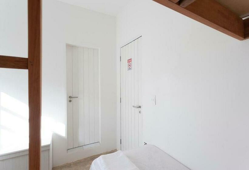 اتاق استاندارد سه نفره, Brecha Hostel & Rooftop   Maragogi