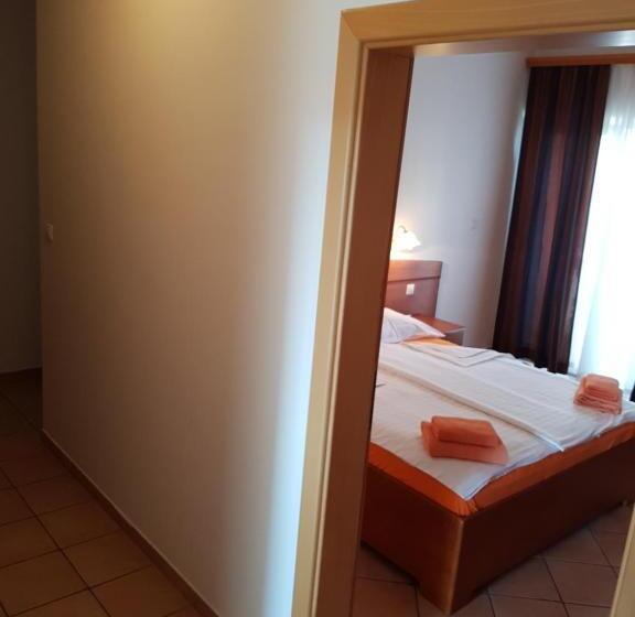 سوئیت خانواده 2 خوابه, Guesthouse Villa Adria