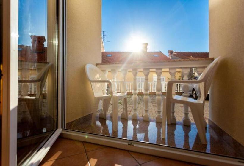اتاق لوکس, Guesthouse Villa Adria