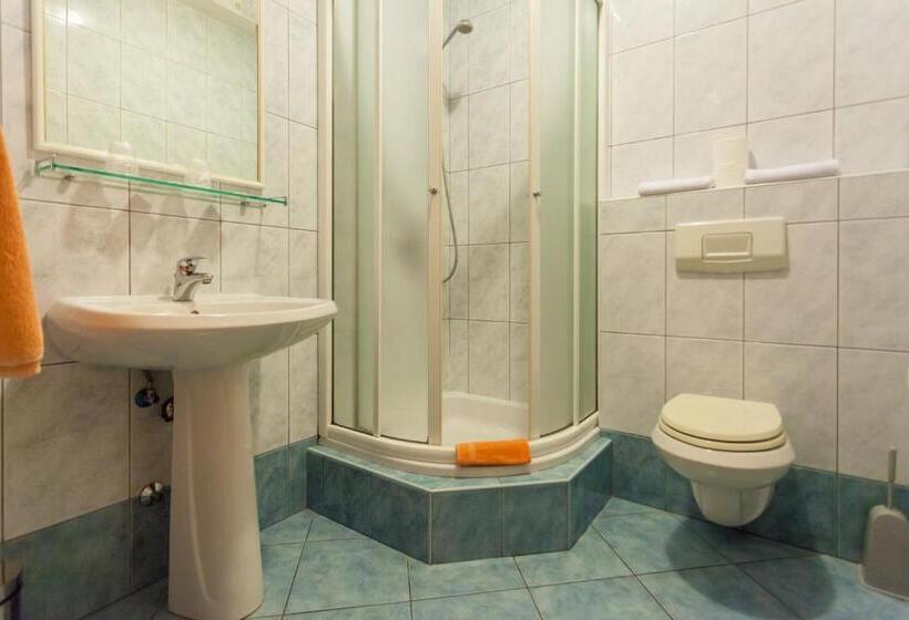 اتاق لوکس, Guesthouse Villa Adria