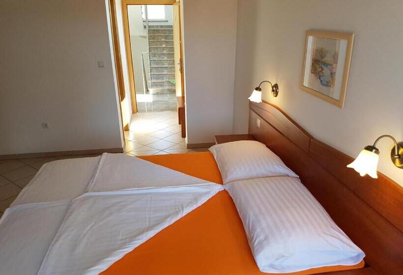 سوئیت خانواده 2 خوابه, Guesthouse Villa Adria