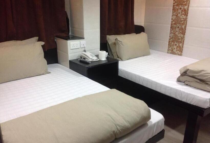 اتاق لوکس خانوادگی, Manhattan Guesthouse