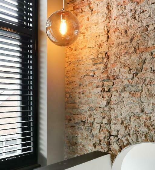 سوئیت با بالکن, Boutique Hotel Hippe Hendrik